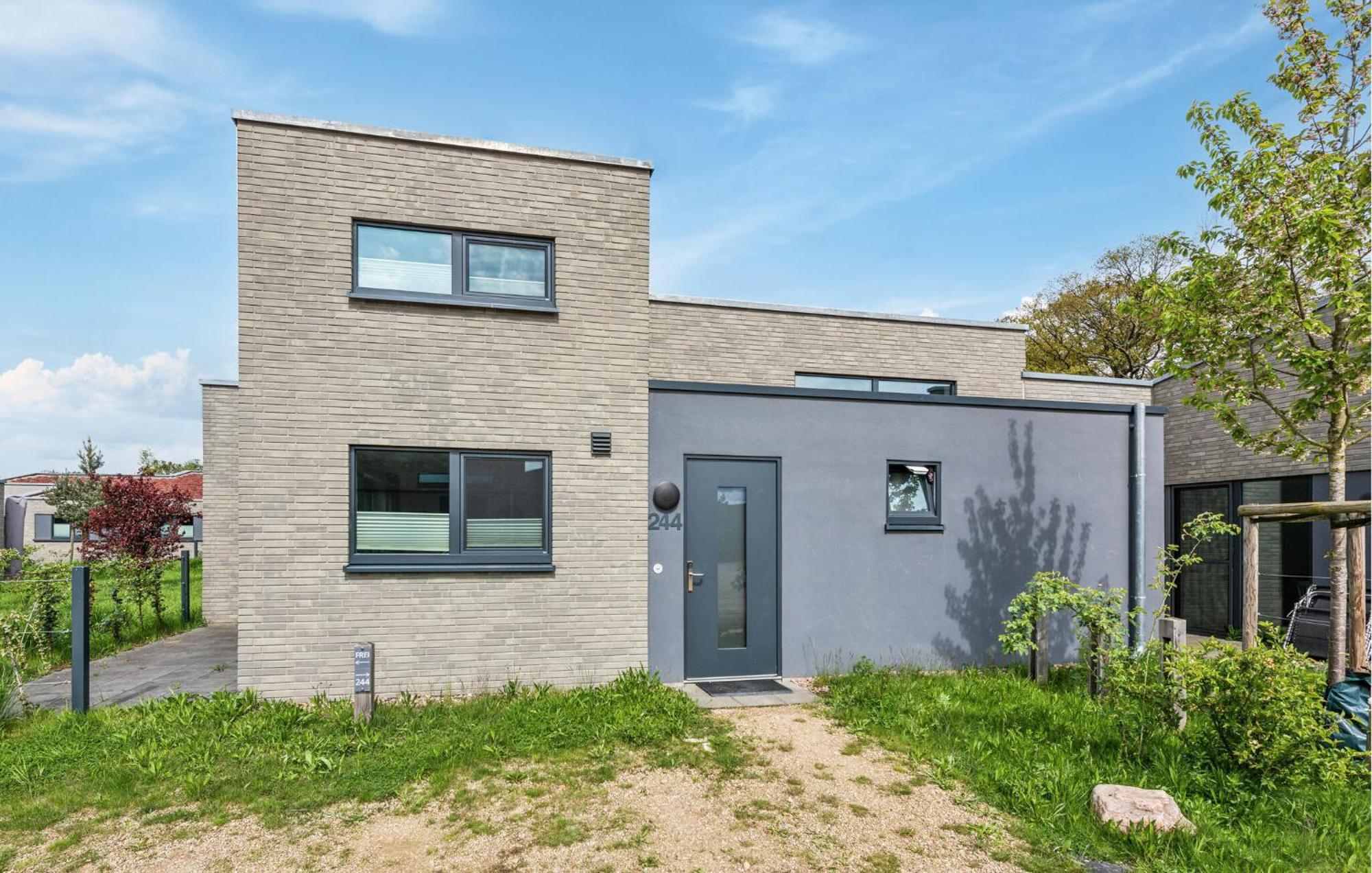 3 Bedroom Stunning Home In Lembruch-Duemmer See Buitenkant foto